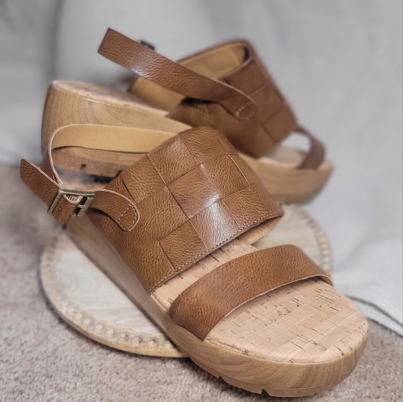 Korks Fraya Platform Sandal Size 10.5 - Picture 5 of 8